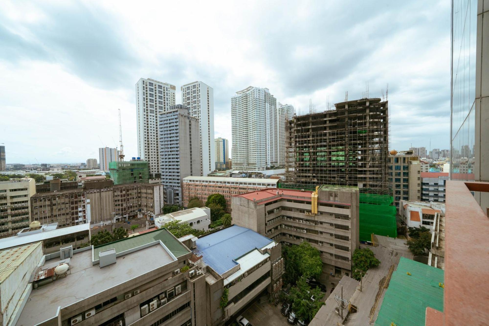 Kl Tower Makati Apartments By Ph Staycation Манила Экстерьер фото