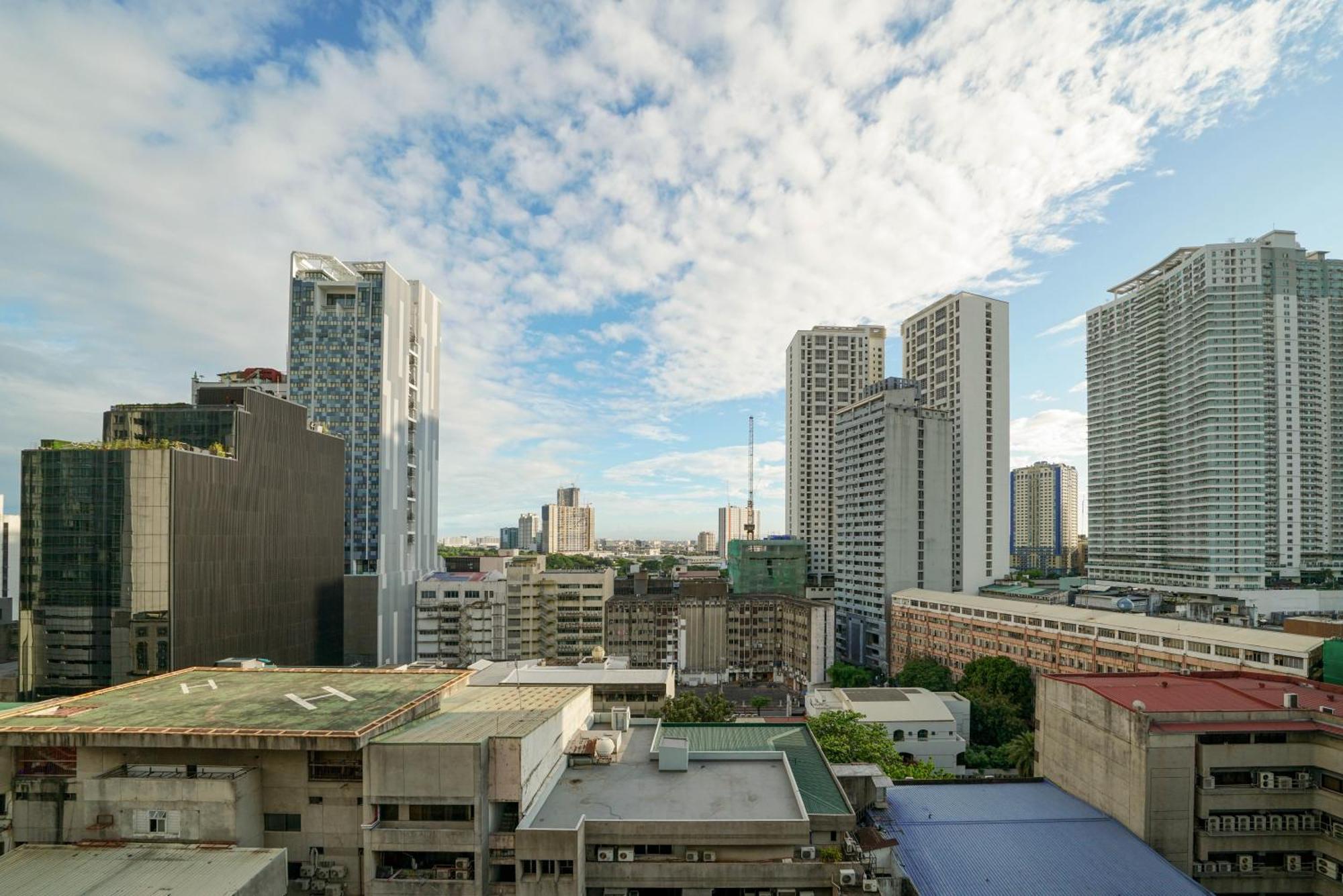 Kl Tower Makati Apartments By Ph Staycation Манила Экстерьер фото